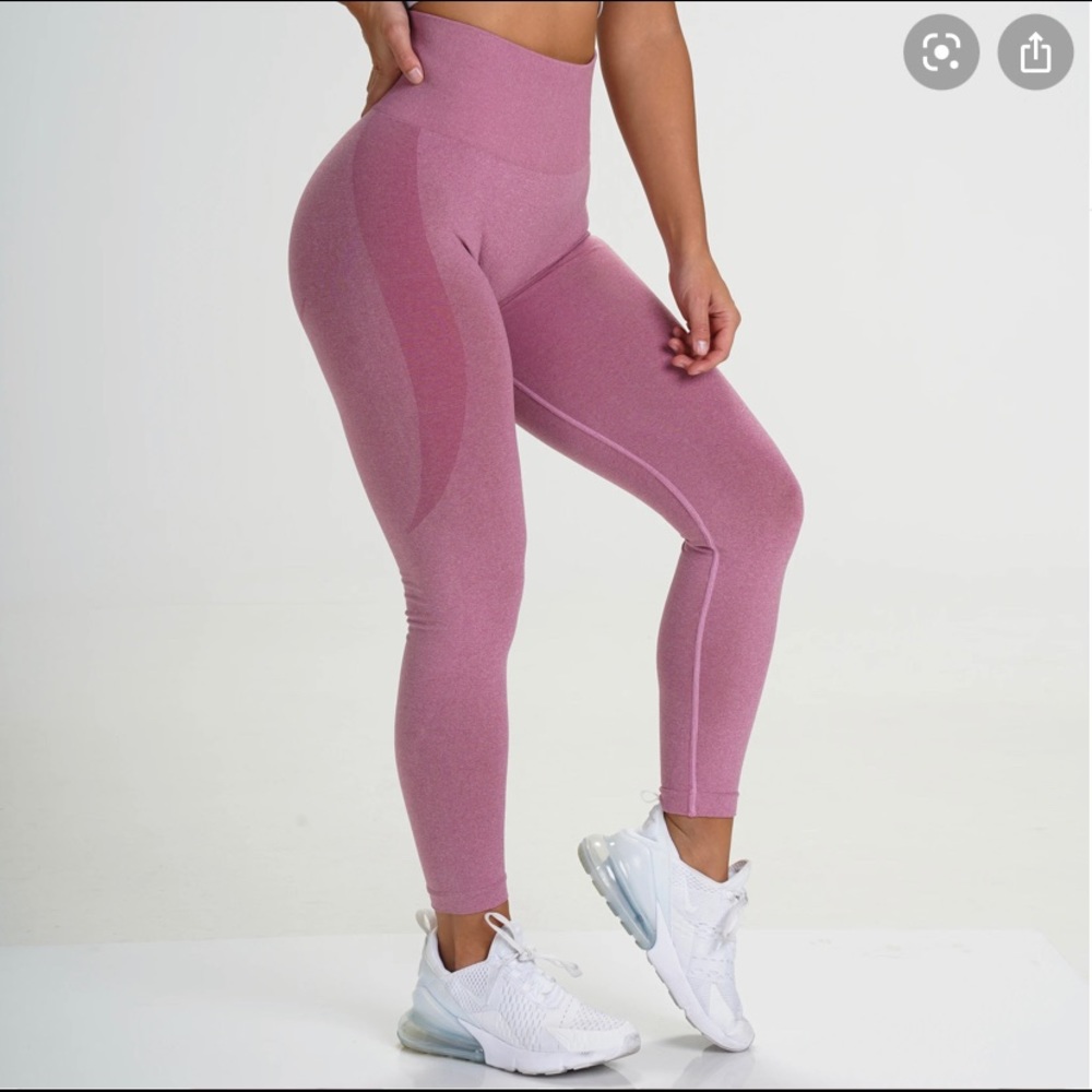 NVGTN seamless leggings in pastel pink SM